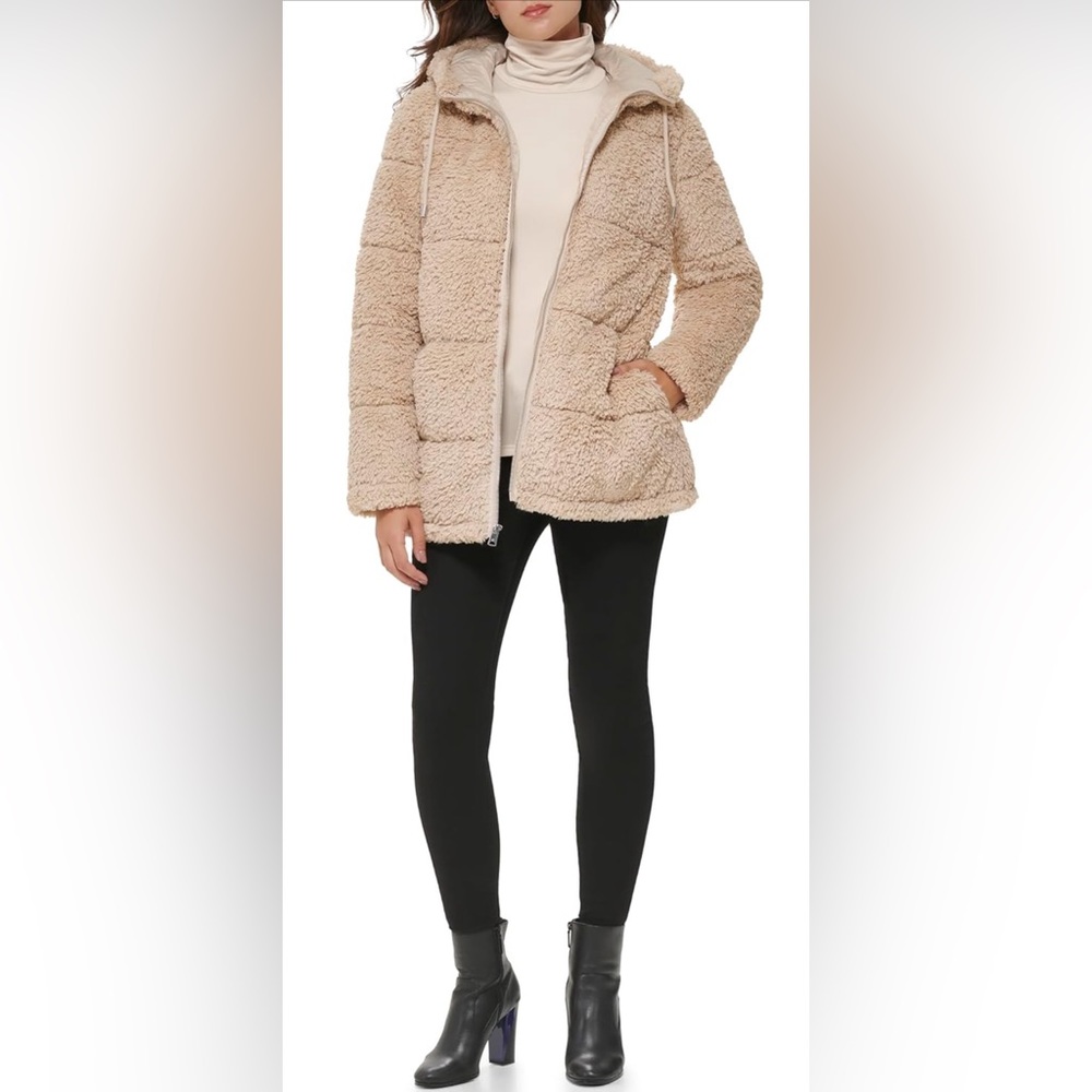 NWT Kenneth Cole Women's Classic Mink Style Faux Fur Coat - Picture 2 of 12